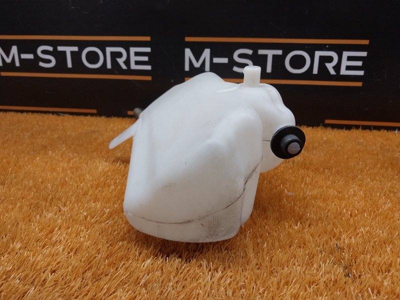 Бачок омывателя фар, 300 рублей, Красноярск