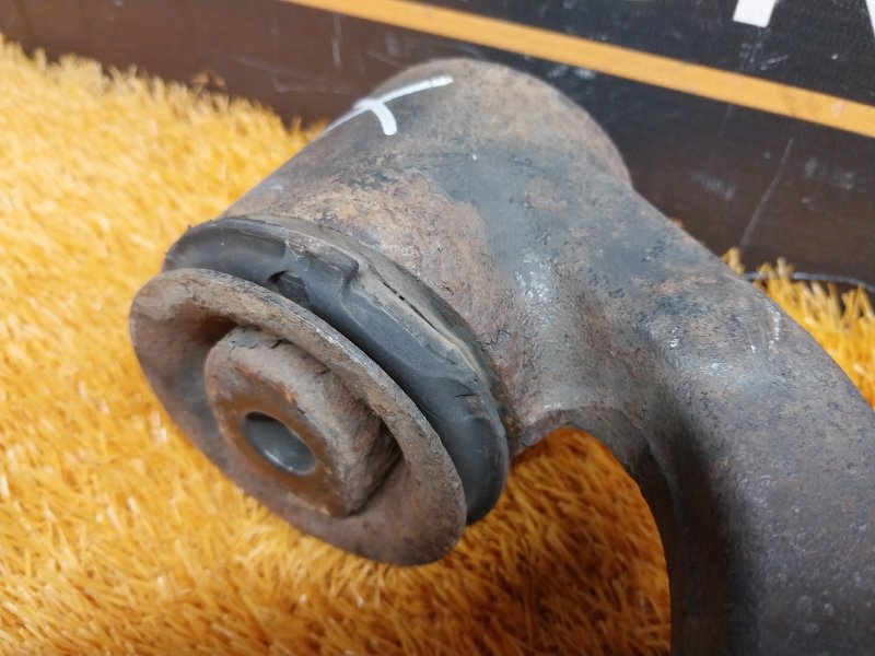 Рычаг подвески нижний, 1400 рублей, Красноярск