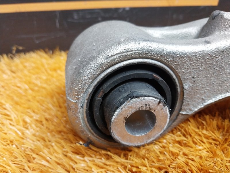 Рычаг подвески нижний, 1500 рублей, Красноярск