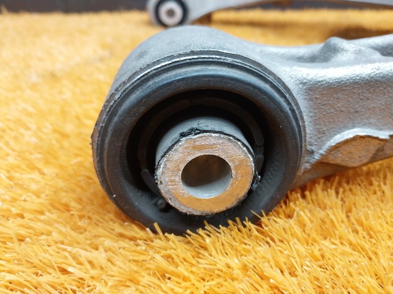 Рычаг подвески нижний, 1500 рублей, Красноярск