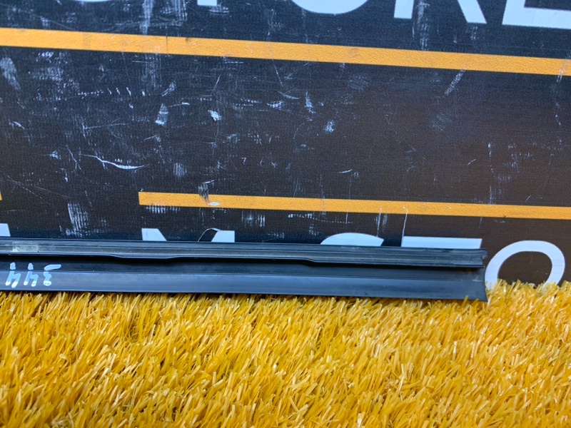 молдинг лобового стекла, 540 рублей, Красноярск