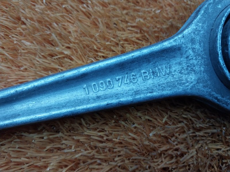 Рычаг подвески верхний, 290 рублей, Красноярск