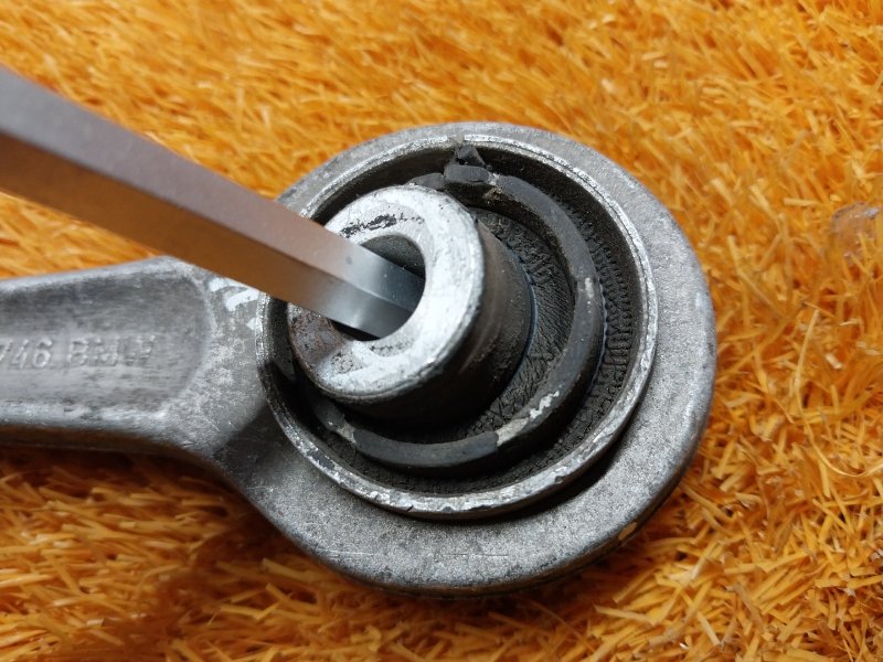 Рычаг подвески верхний, 290 рублей, Красноярск