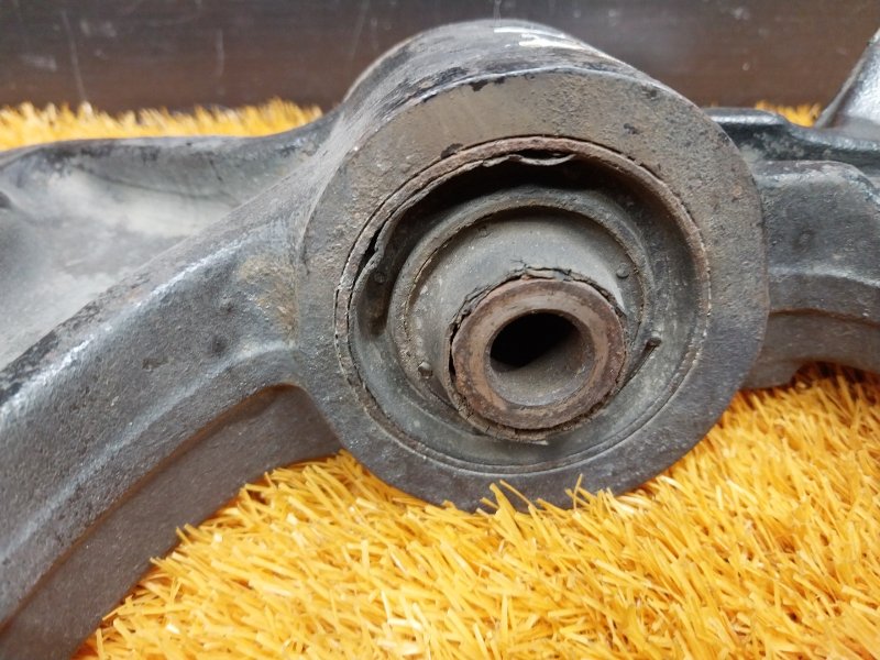 Рычаг подвески нижний, 1400 рублей, Красноярск