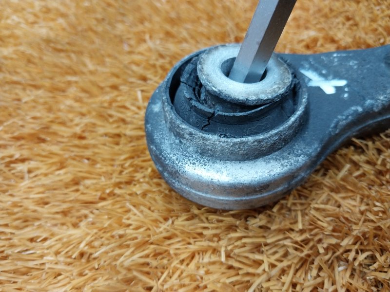 Рычаг подвески верхний, 720 рублей, Красноярск