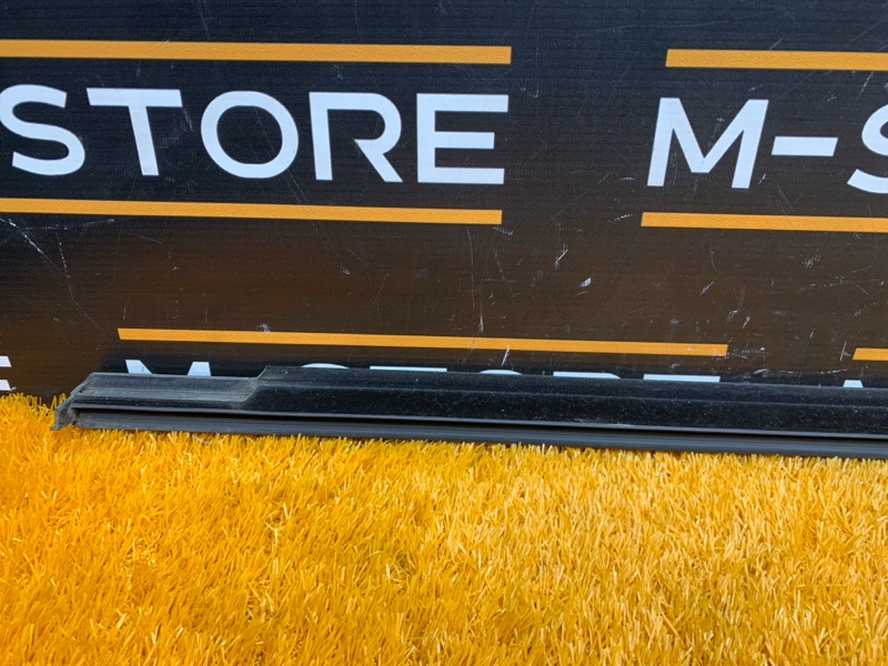 молдинг стекла, 600 рублей, Красноярск