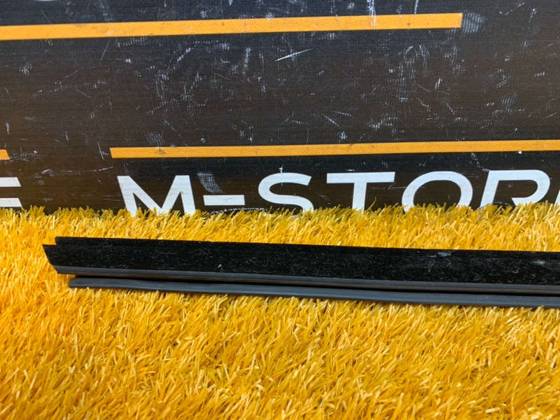 молдинг стекла, 350 рублей, Красноярск