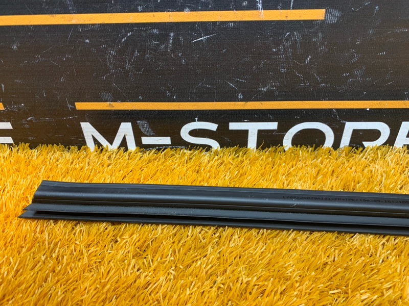 молдинг стекла, 350 рублей, Красноярск