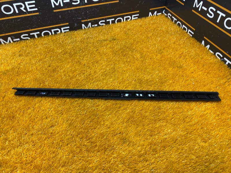 молдинг стекла, 600 рублей, Красноярск