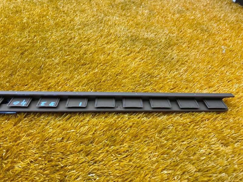 молдинг стекла, 600 рублей, Красноярск