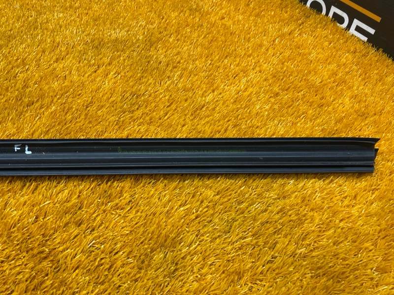 молдинг стекла, 350 рублей, Красноярск