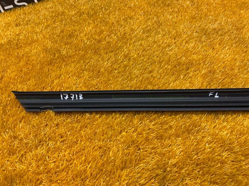 молдинг стекла, 350 рублей, Красноярск