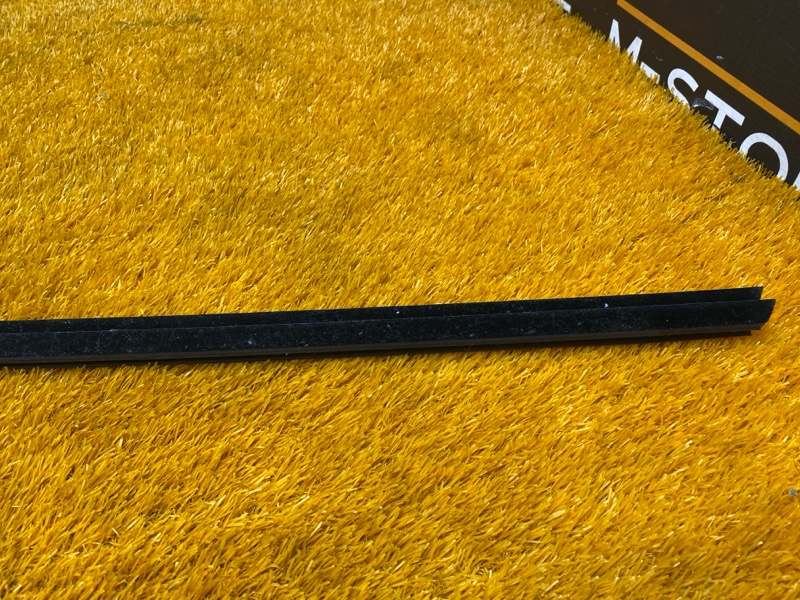 молдинг стекла, 350 рублей, Красноярск