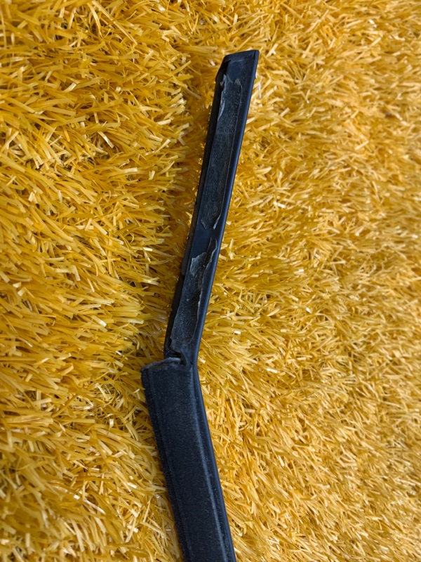 Молдинг стекла внешний, 670 рублей, Красноярск