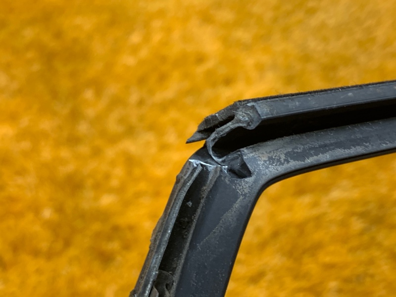 Молдинг стекла внешний, 670 рублей, Красноярск