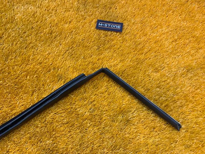 Молдинг стекла внешний, 670 рублей, Красноярск