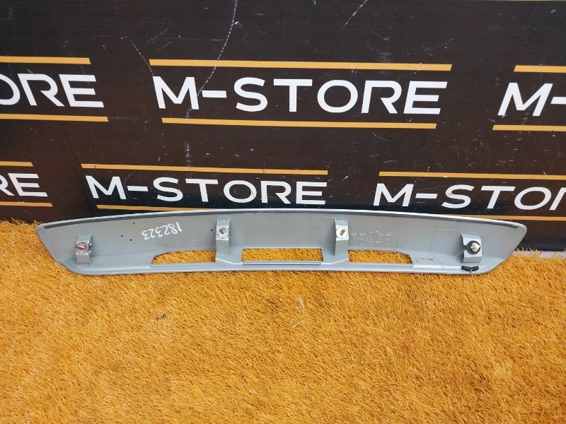 Накладка двери багажника, 800 рублей, Красноярск