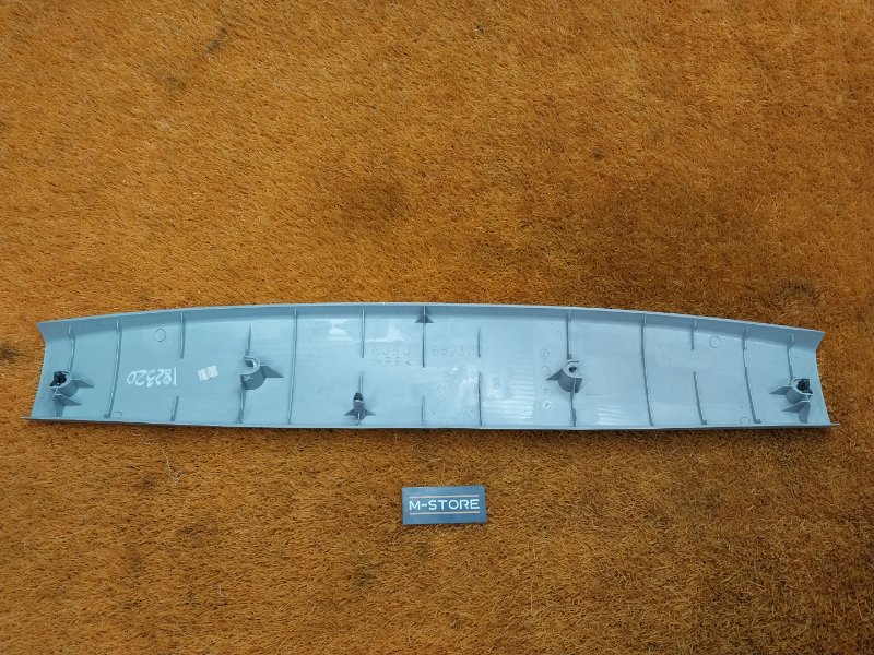 обшивка двери багажника, 500 рублей, Красноярск