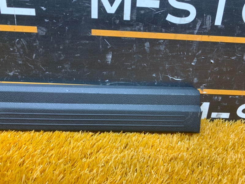 Накладка на порог салона, 300 рублей, Красноярск