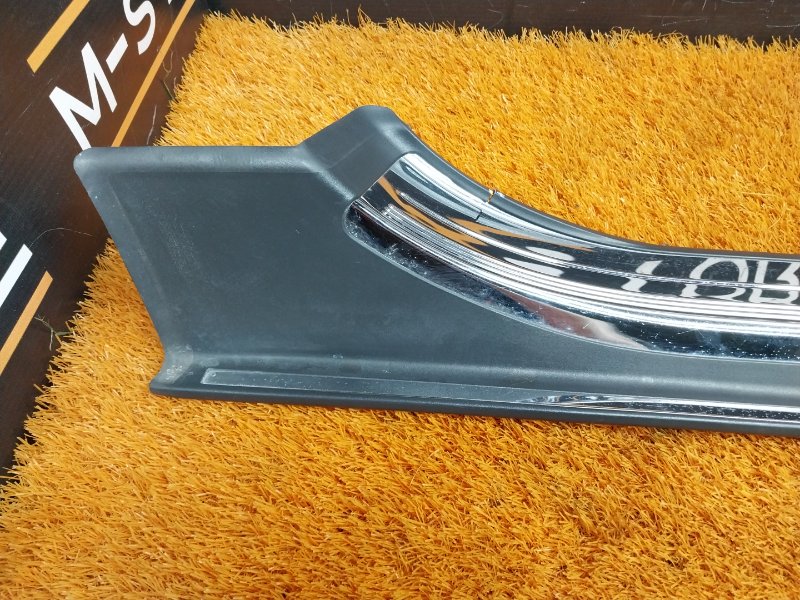 Накладка на порог салона, 1920 рублей, Красноярск