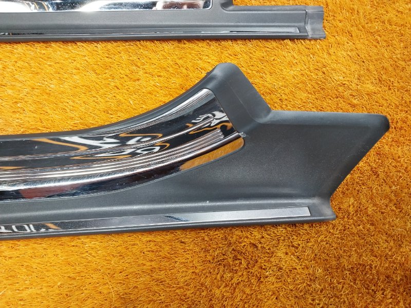 Накладка на порог салона, 1920 рублей, Красноярск