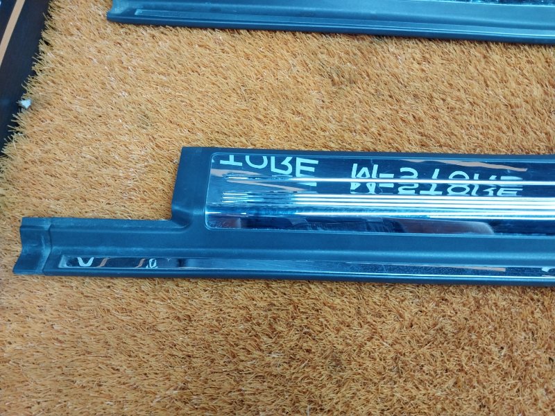 Накладка на порог салона, 1920 рублей, Красноярск