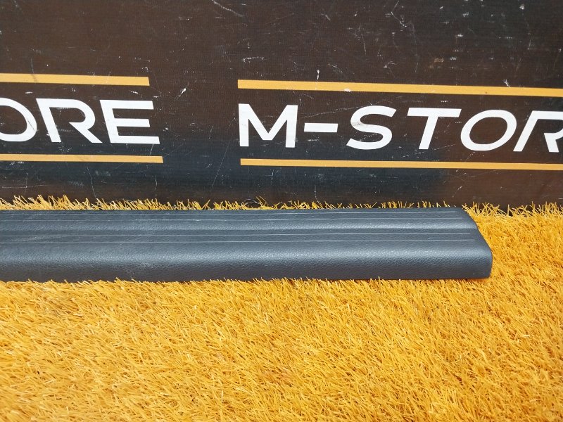 Накладка на порог салона, 670 рублей, Красноярск