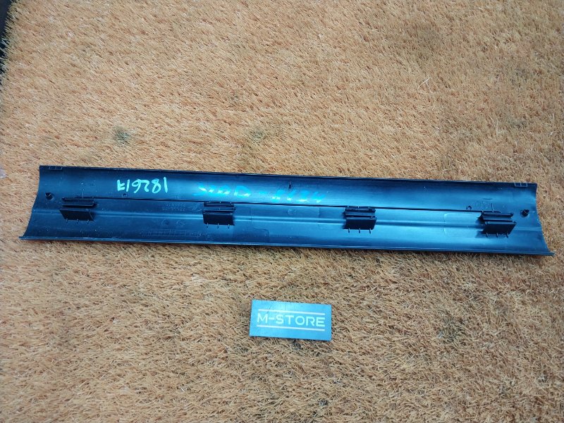 Накладка на порог салона, 480 рублей, Красноярск