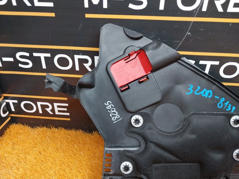 Водосток лобового стекла, 340 рублей, Красноярск