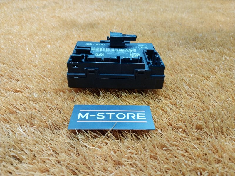 Блок управления дверью, 1000 рублей, Красноярск