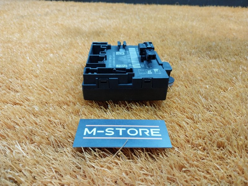 Блок управления дверью, 1000 рублей, Красноярск