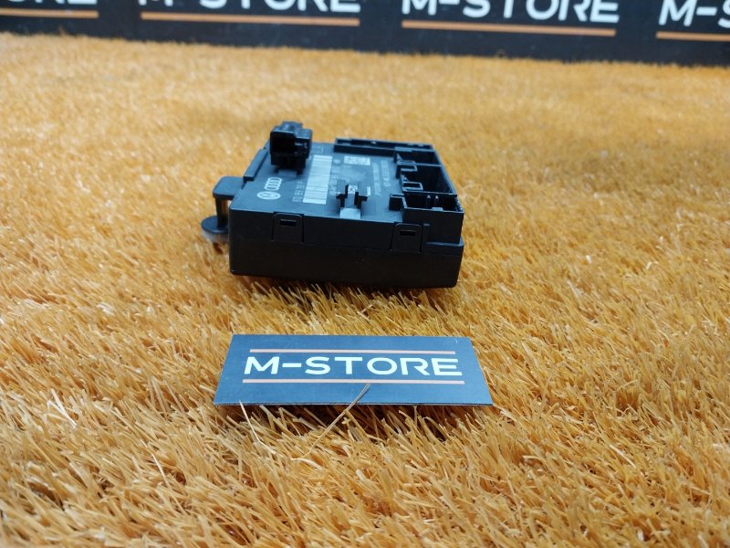 Блок управления дверью, 1000 рублей, Красноярск