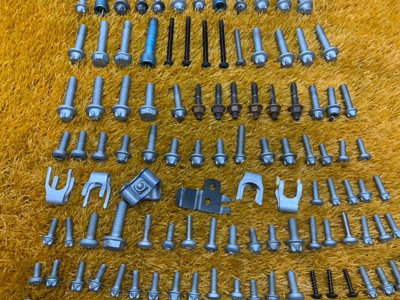 Болты и гайки ДВС, 750 рублей, Красноярск