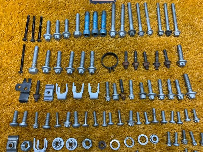 Болты и гайки ДВС, 750 рублей, Красноярск