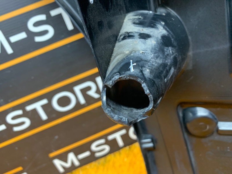 крепление бампера, 500 рублей, Красноярск