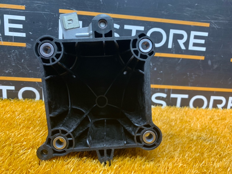 Кронштейн подушки двигателя, 2410 рублей, Красноярск