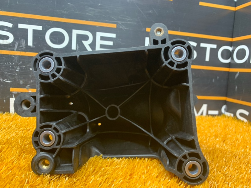 Кронштейн подушки двигателя, 2410 рублей, Красноярск