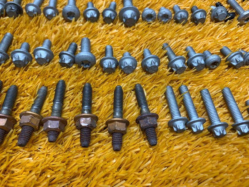 Болты и гайки ДВС, 750 рублей, Красноярск