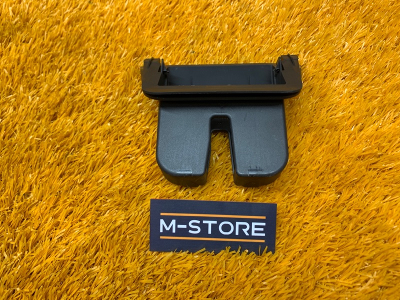 Накладка замка багажника, 350 рублей, Красноярск