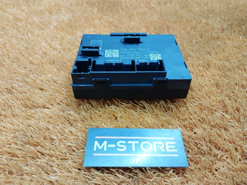 Блок управления дверью, 1000 рублей, Красноярск