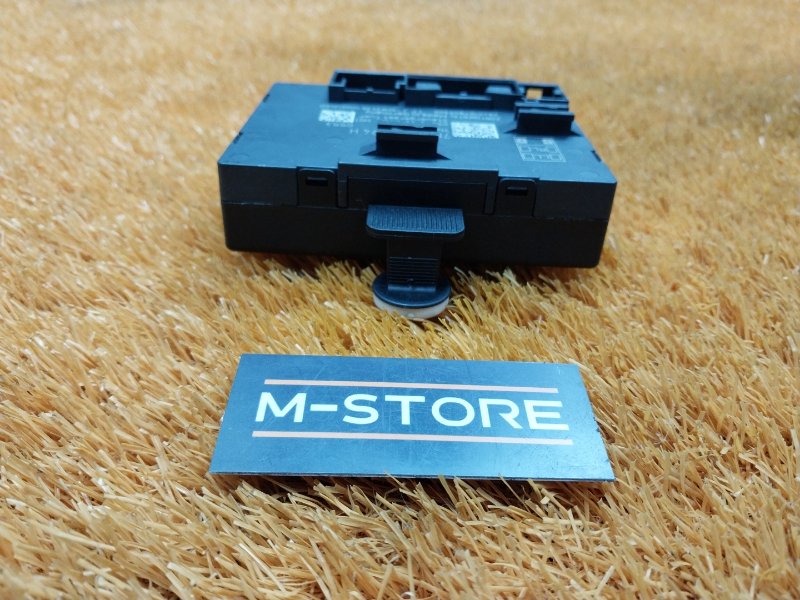 Блок управления дверью, 1000 рублей, Красноярск