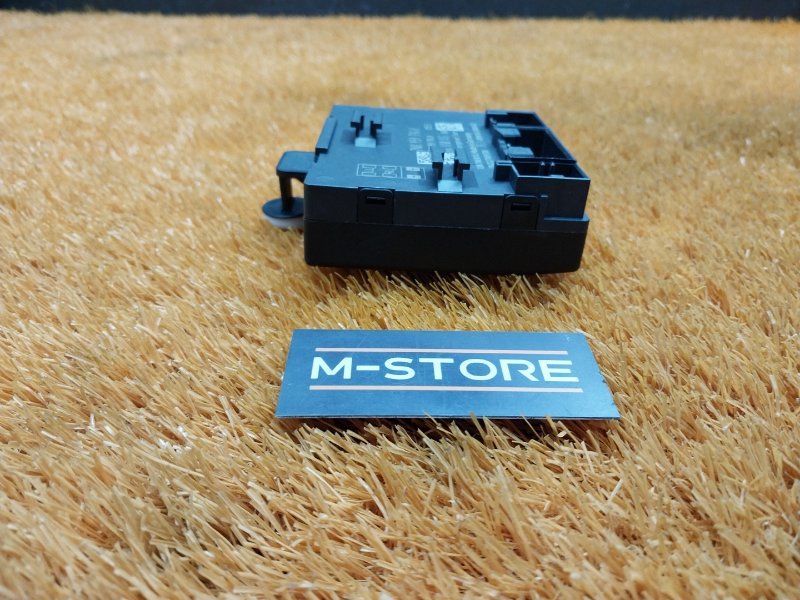 Блок управления дверью, 1000 рублей, Красноярск