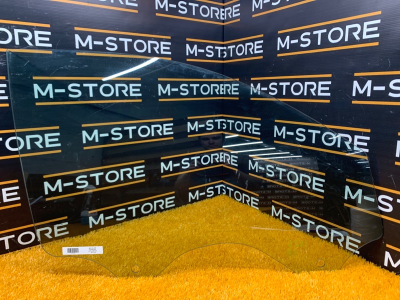 Стекло боковое, 1300 рублей, Красноярск