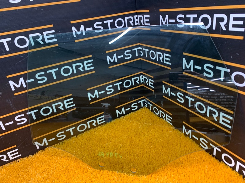 Стекло боковое, 980 рублей, Красноярск