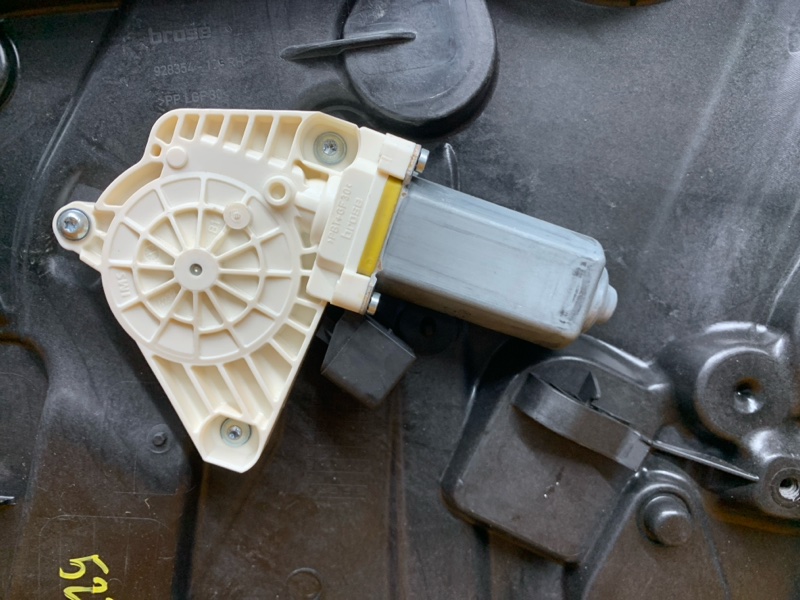 стеклоподъемник, 3230 рублей, Красноярск