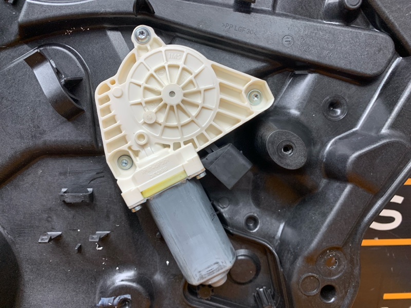 стеклоподъемник, 2310 рублей, Красноярск