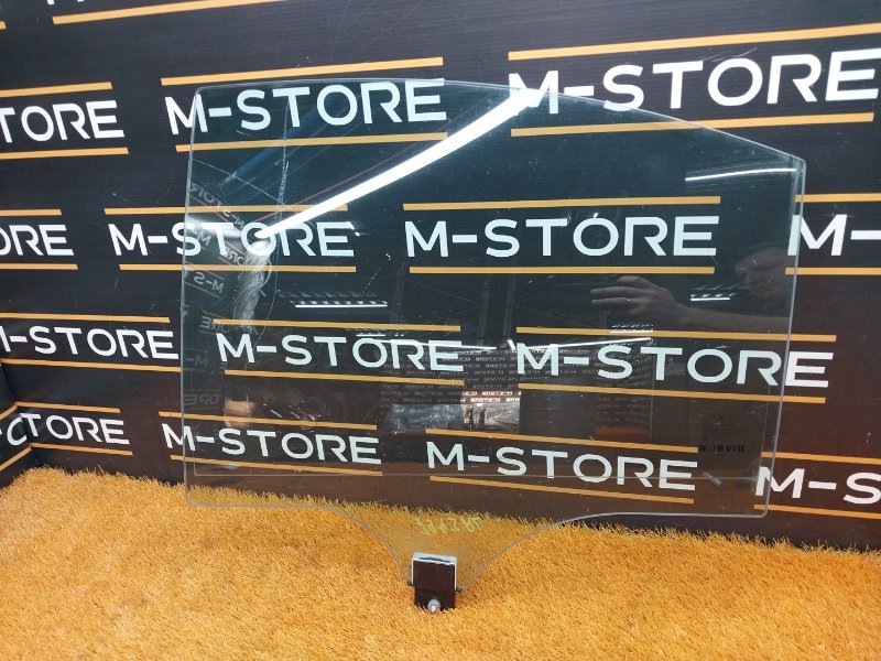 Стекло боковое, 2870 рублей, Красноярск