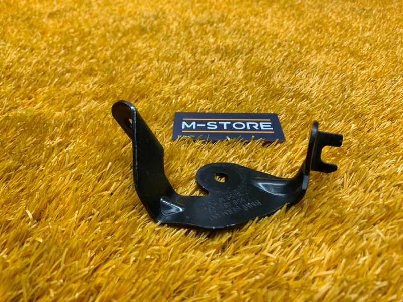 кронштейн, 300 рублей, Красноярск