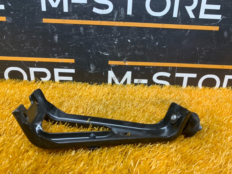 Кронштейн впускного коллектора, 300 рублей, Красноярск