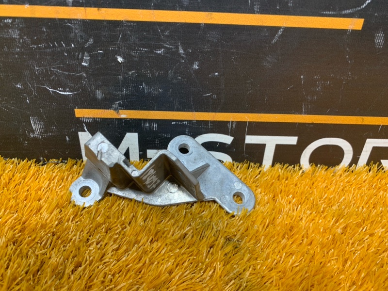 Кронштейн троса АКПП, 340 рублей, Красноярск